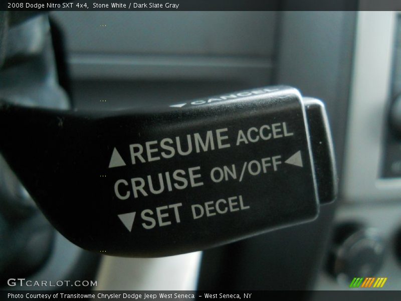 Stone White / Dark Slate Gray 2008 Dodge Nitro SXT 4x4