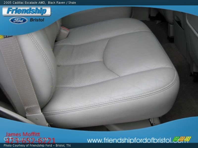 Black Raven / Shale 2005 Cadillac Escalade AWD