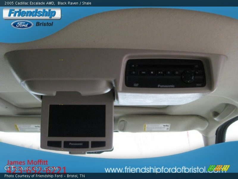 Black Raven / Shale 2005 Cadillac Escalade AWD