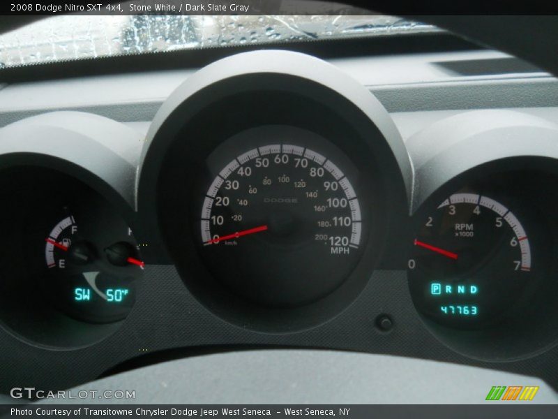 Stone White / Dark Slate Gray 2008 Dodge Nitro SXT 4x4