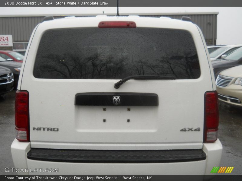 Stone White / Dark Slate Gray 2008 Dodge Nitro SXT 4x4