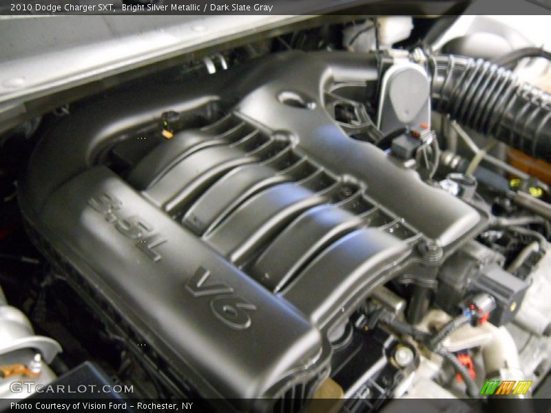 Bright Silver Metallic / Dark Slate Gray 2010 Dodge Charger SXT