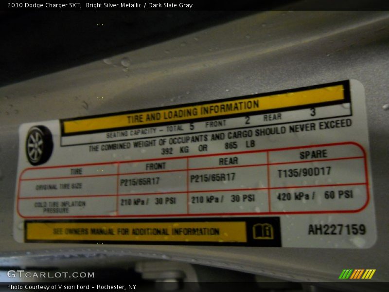 Bright Silver Metallic / Dark Slate Gray 2010 Dodge Charger SXT