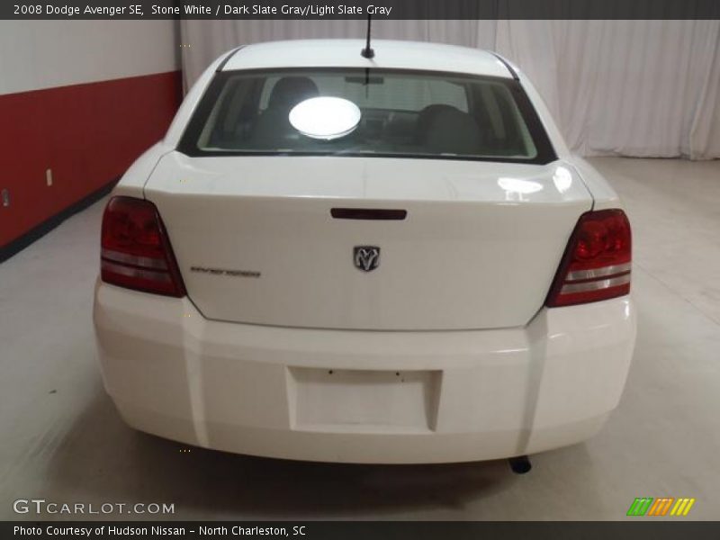 Stone White / Dark Slate Gray/Light Slate Gray 2008 Dodge Avenger SE