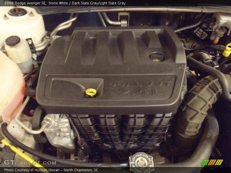 Stone White / Dark Slate Gray/Light Slate Gray 2008 Dodge Avenger SE