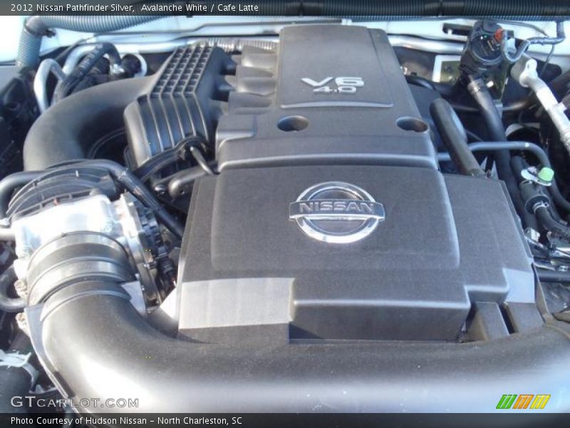 Avalanche White / Cafe Latte 2012 Nissan Pathfinder Silver