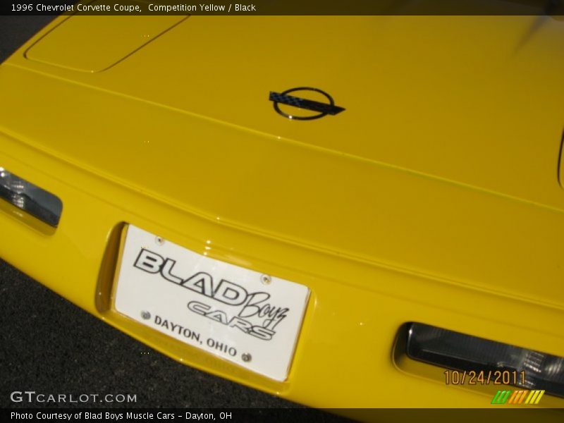 Competition Yellow / Black 1996 Chevrolet Corvette Coupe