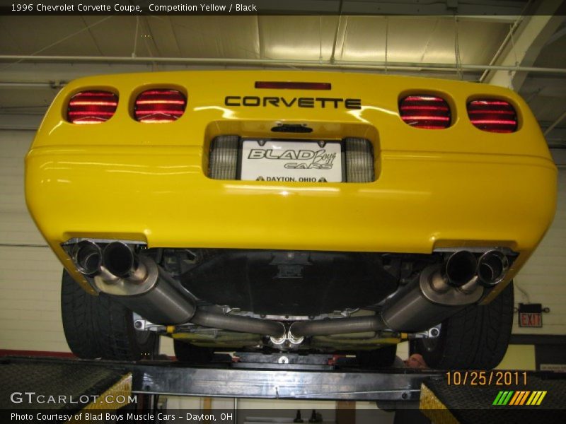 Competition Yellow / Black 1996 Chevrolet Corvette Coupe