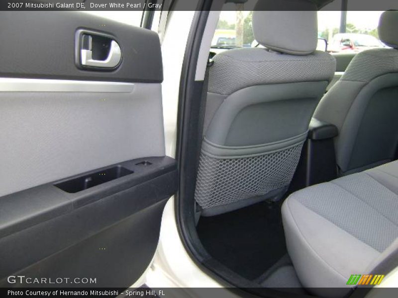 Dover White Pearl / Gray 2007 Mitsubishi Galant DE