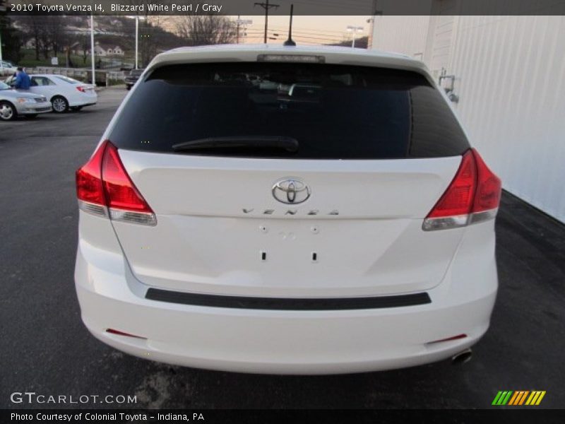Blizzard White Pearl / Gray 2010 Toyota Venza I4