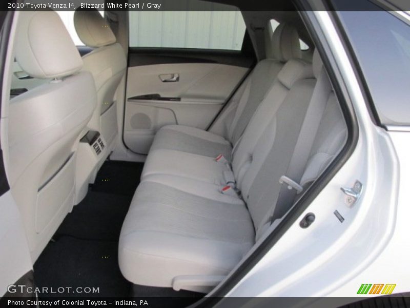 Blizzard White Pearl / Gray 2010 Toyota Venza I4