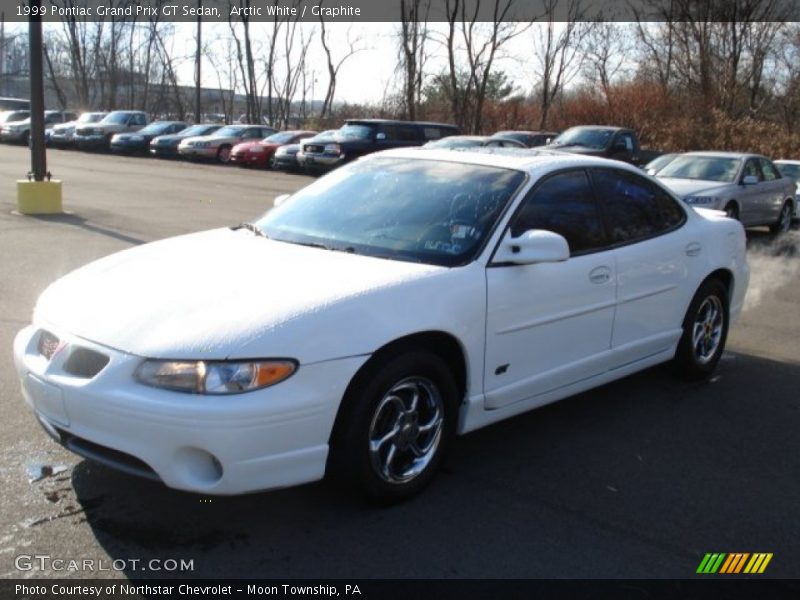 Arctic White / Graphite 1999 Pontiac Grand Prix GT Sedan