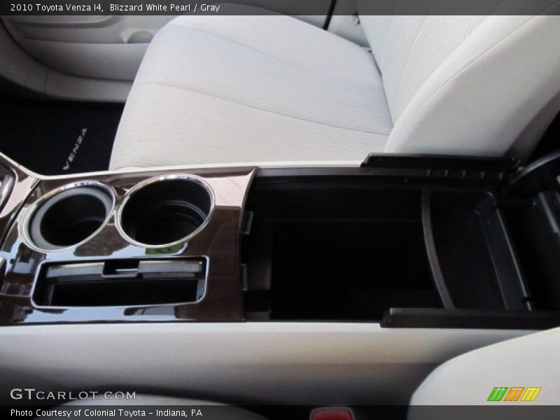 Blizzard White Pearl / Gray 2010 Toyota Venza I4
