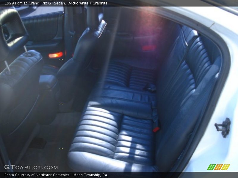 Arctic White / Graphite 1999 Pontiac Grand Prix GT Sedan