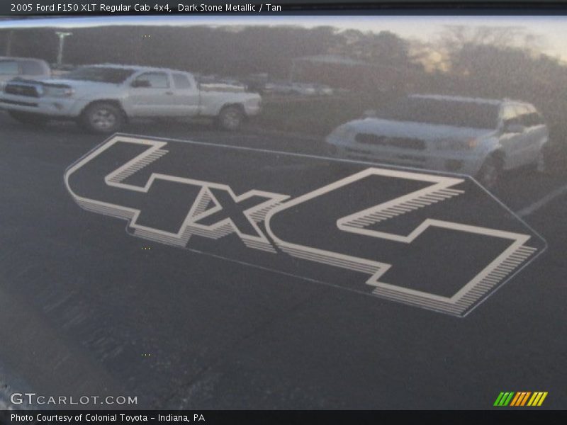 Dark Stone Metallic / Tan 2005 Ford F150 XLT Regular Cab 4x4