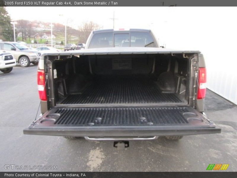 Dark Stone Metallic / Tan 2005 Ford F150 XLT Regular Cab 4x4