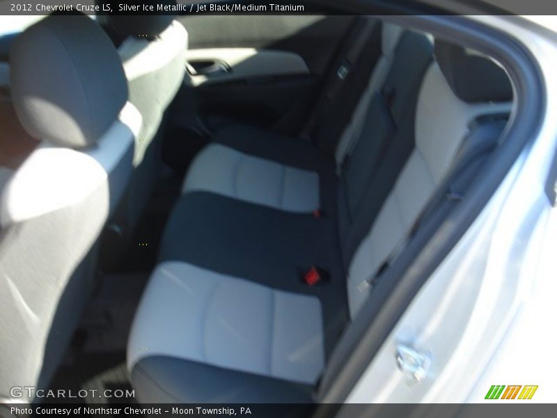 Silver Ice Metallic / Jet Black/Medium Titanium 2012 Chevrolet Cruze LS