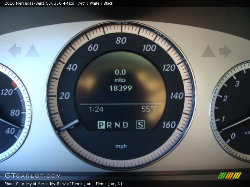 Arctic White / Black 2010 Mercedes-Benz GLK 350 4Matic
