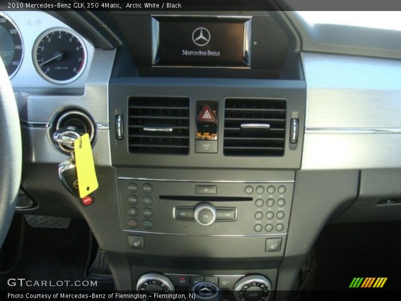 Arctic White / Black 2010 Mercedes-Benz GLK 350 4Matic