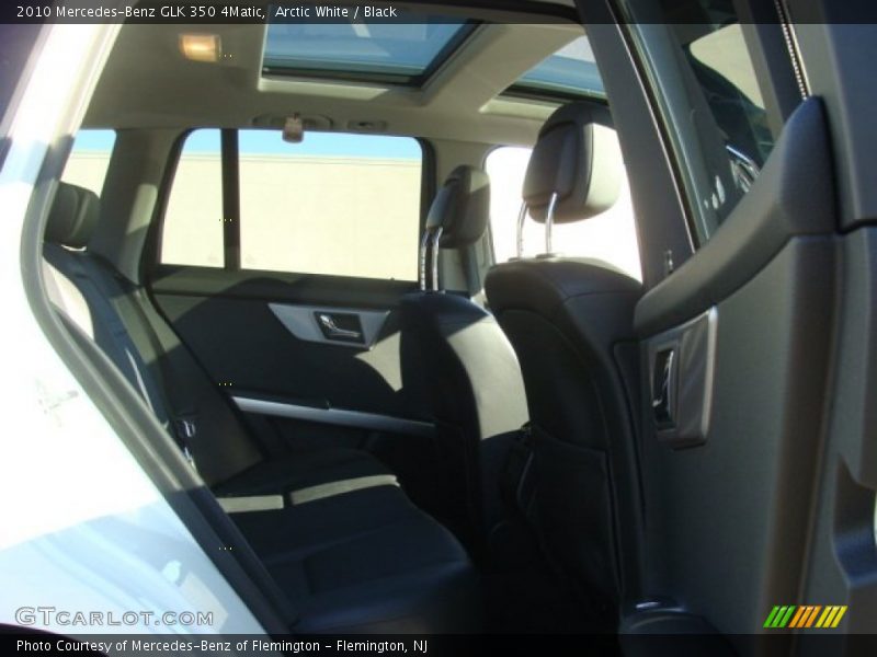 Arctic White / Black 2010 Mercedes-Benz GLK 350 4Matic