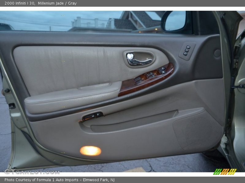 Millenium Jade / Gray 2000 Infiniti I 30