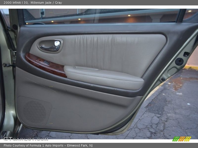 Millenium Jade / Gray 2000 Infiniti I 30
