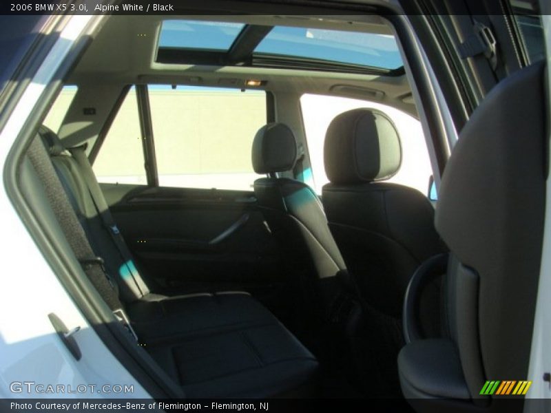 Alpine White / Black 2006 BMW X5 3.0i