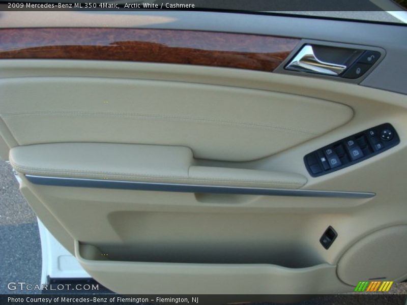 Arctic White / Cashmere 2009 Mercedes-Benz ML 350 4Matic