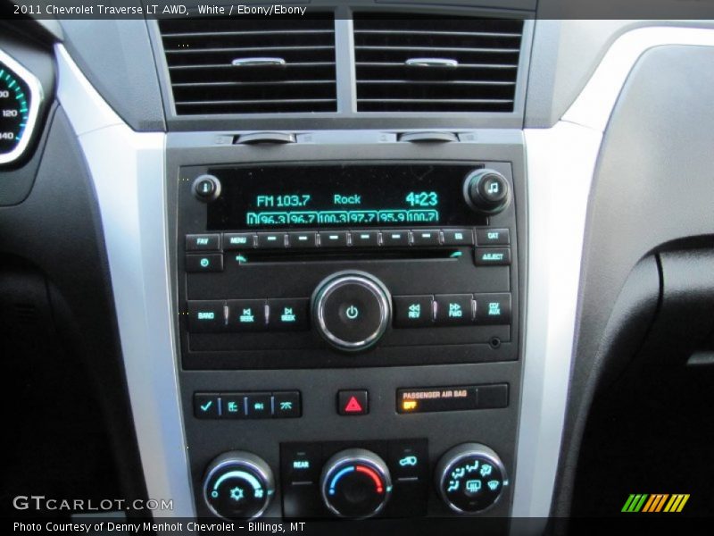 White / Ebony/Ebony 2011 Chevrolet Traverse LT AWD