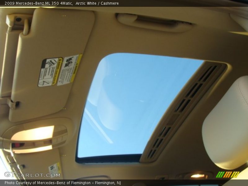 Arctic White / Cashmere 2009 Mercedes-Benz ML 350 4Matic