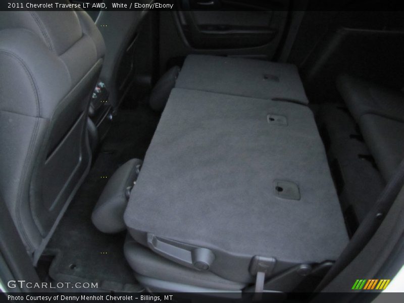 White / Ebony/Ebony 2011 Chevrolet Traverse LT AWD