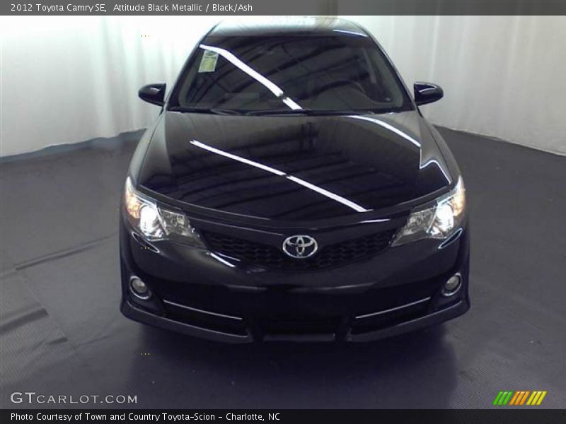 Attitude Black Metallic / Black/Ash 2012 Toyota Camry SE