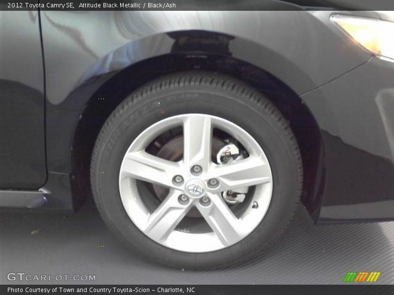 Attitude Black Metallic / Black/Ash 2012 Toyota Camry SE