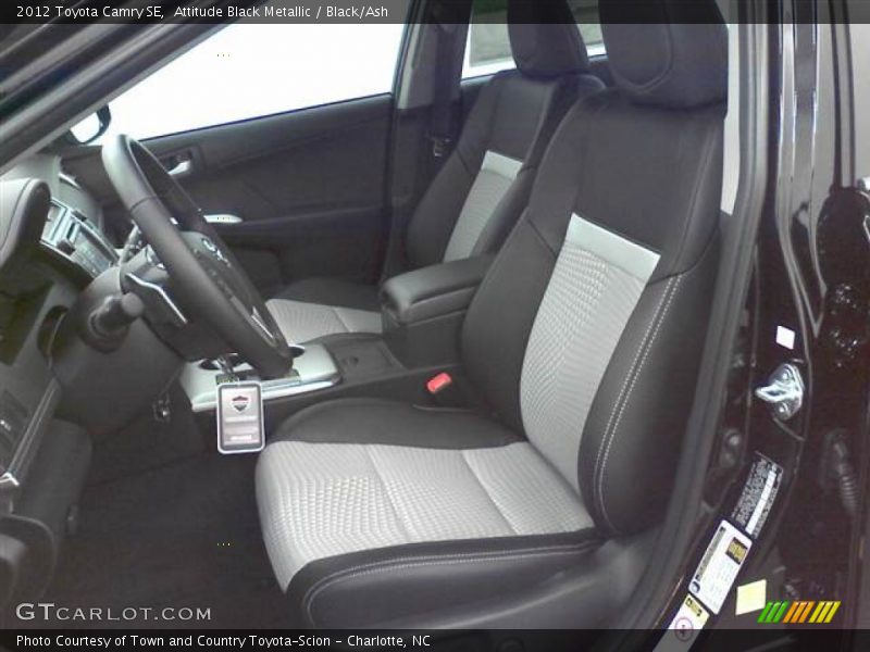 Attitude Black Metallic / Black/Ash 2012 Toyota Camry SE
