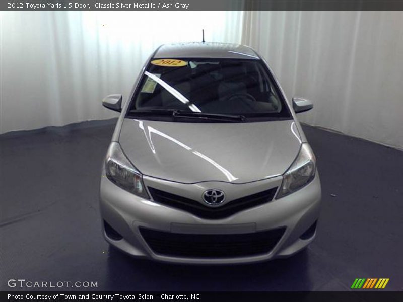 Classic Silver Metallic / Ash Gray 2012 Toyota Yaris L 5 Door