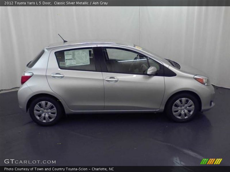 Classic Silver Metallic / Ash Gray 2012 Toyota Yaris L 5 Door