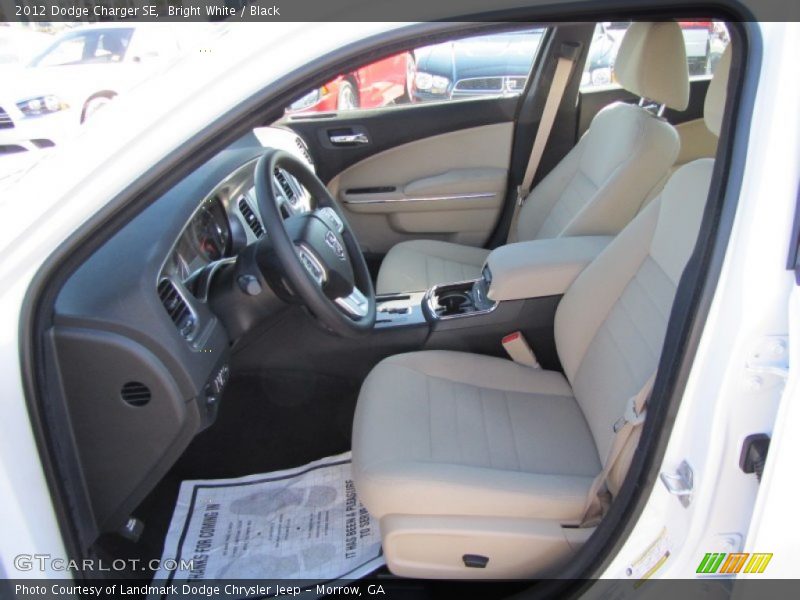 Bright White / Black 2012 Dodge Charger SE
