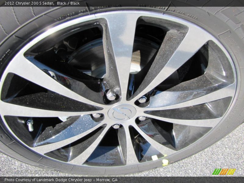  2012 200 S Sedan Wheel