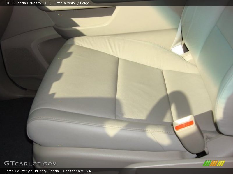 Taffeta White / Beige 2011 Honda Odyssey EX-L