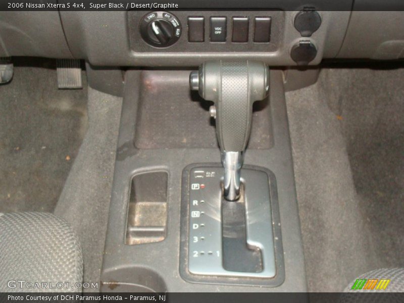 Super Black / Desert/Graphite 2006 Nissan Xterra S 4x4