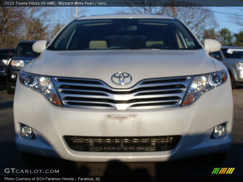 Blizzard White Pearl / Ivory 2010 Toyota Venza V6 AWD