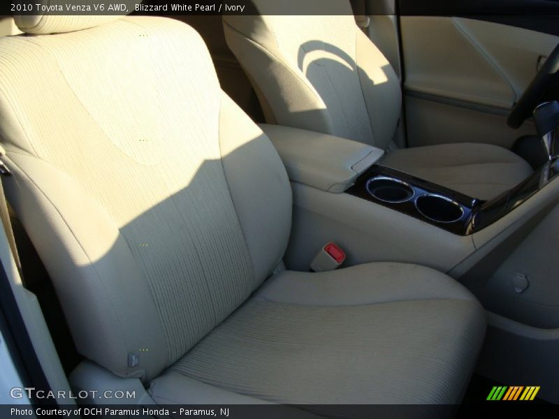 Blizzard White Pearl / Ivory 2010 Toyota Venza V6 AWD