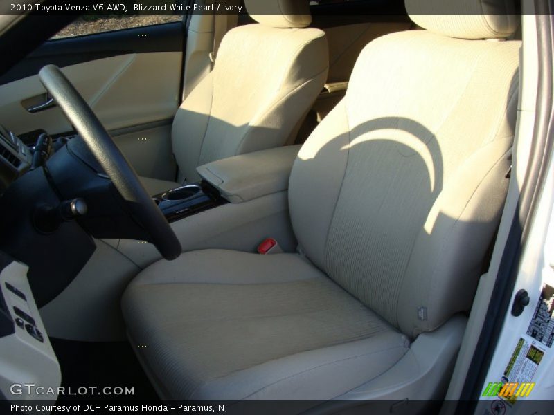 Blizzard White Pearl / Ivory 2010 Toyota Venza V6 AWD