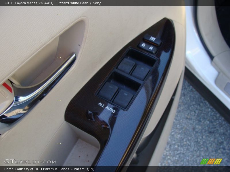 Blizzard White Pearl / Ivory 2010 Toyota Venza V6 AWD