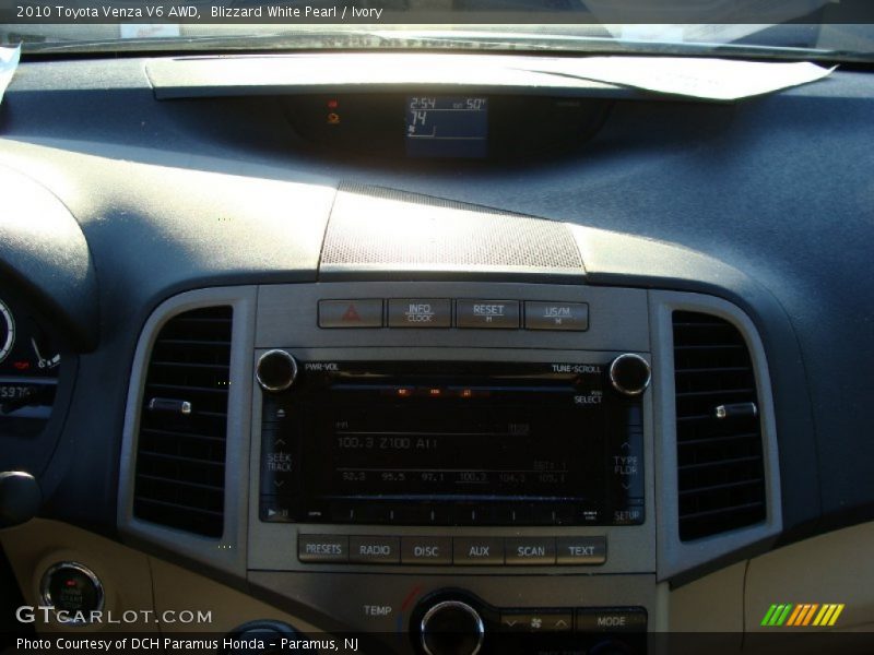 Blizzard White Pearl / Ivory 2010 Toyota Venza V6 AWD