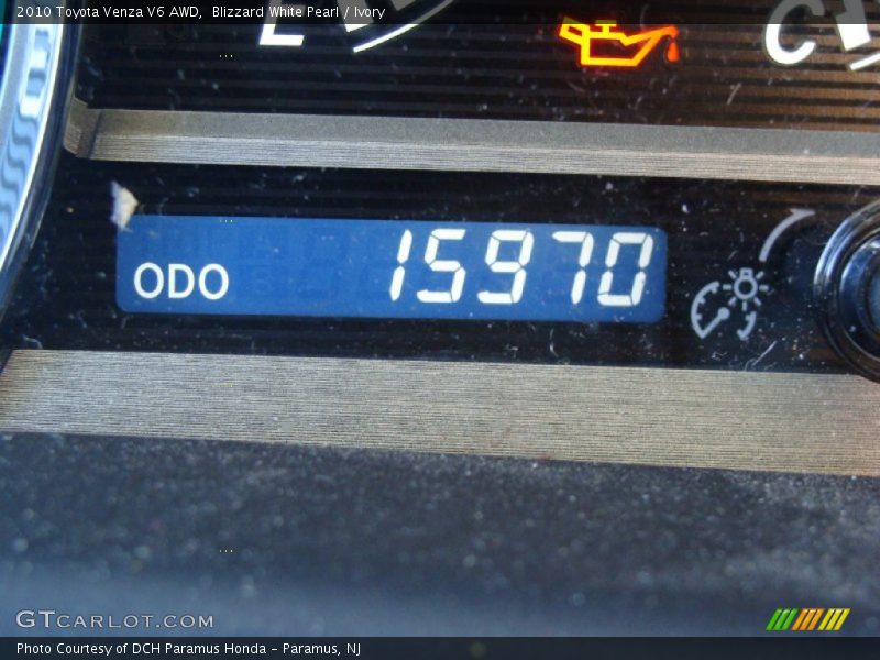 Blizzard White Pearl / Ivory 2010 Toyota Venza V6 AWD