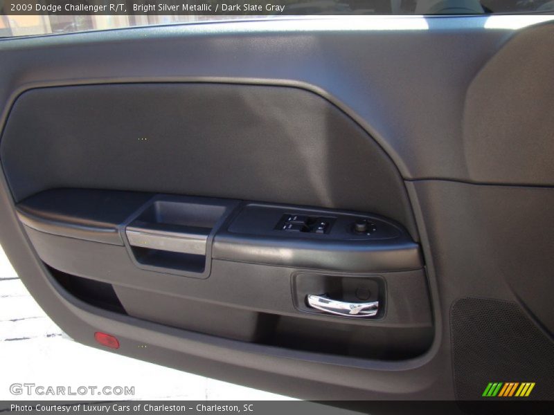 Bright Silver Metallic / Dark Slate Gray 2009 Dodge Challenger R/T
