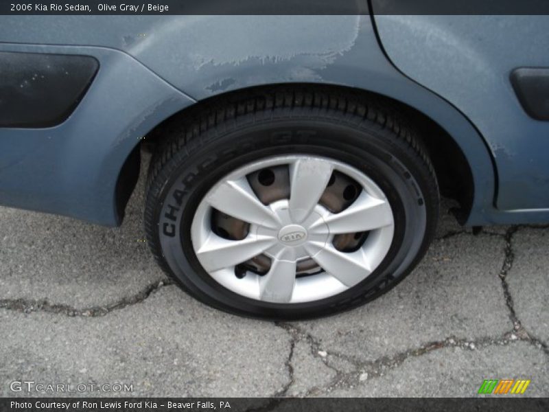 Olive Gray / Beige 2006 Kia Rio Sedan