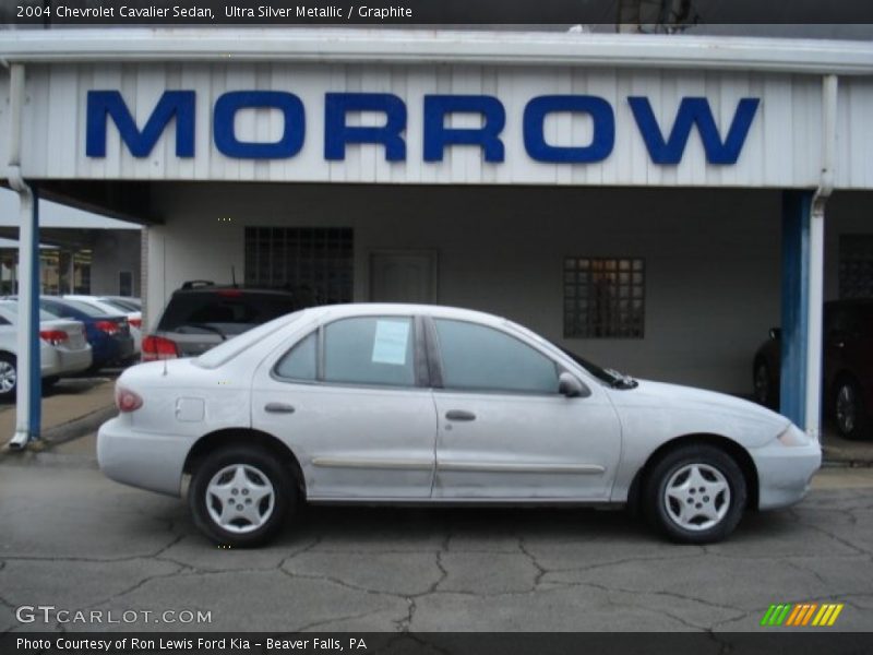 Ultra Silver Metallic / Graphite 2004 Chevrolet Cavalier Sedan