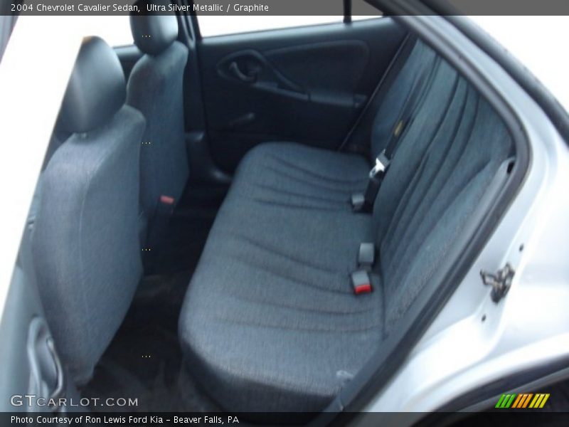 Ultra Silver Metallic / Graphite 2004 Chevrolet Cavalier Sedan
